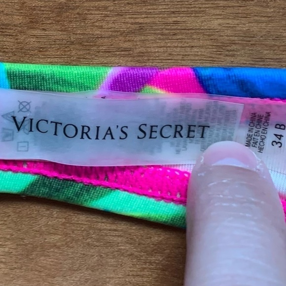 Victoria’s Secret neon palm leaves bikini top - Picture 4 of 4